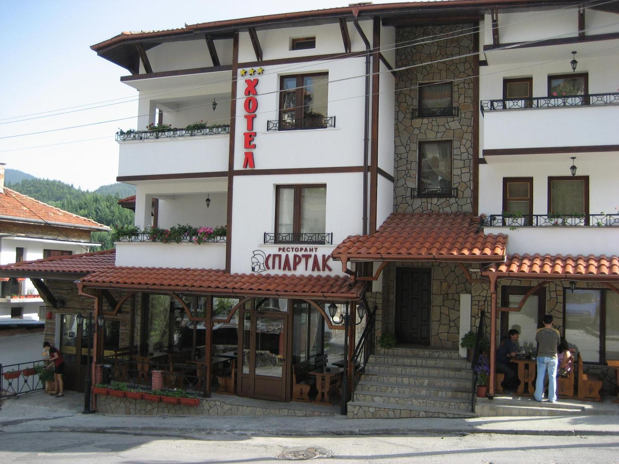 Spartak Family Hotel Смолян Екстер'єр фото
